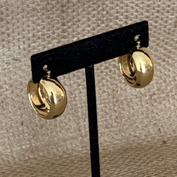 18K Gold over sterling Hoop Earrings 7/8" wide - Picture 1 of 7